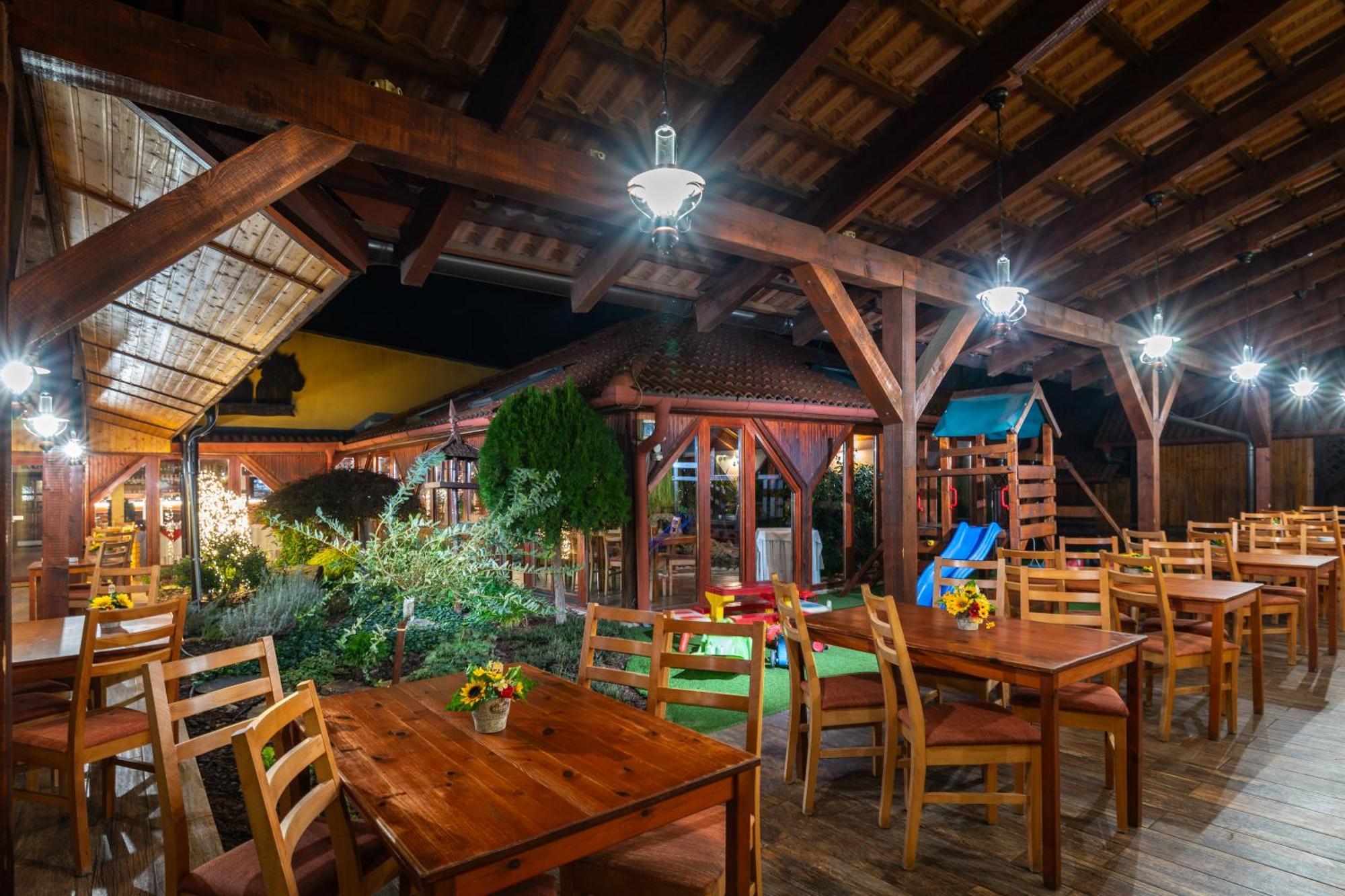 Rezort U Bobiho Novy Tekov Exterior foto